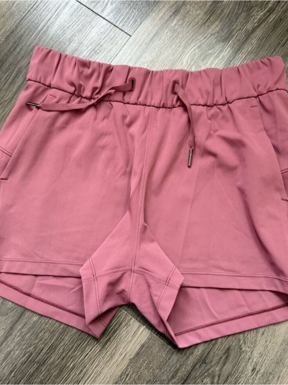 Lululemon Women's On The Fly Drawstring Blush Pink Shorts Size 6 Athlesuire - Picture 2 of 6